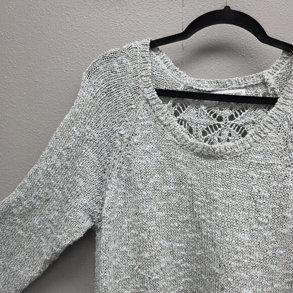 Maurices Sweater Womens 2XL Gray Silver Open Knit Crochet Lace Yoke Pullover - Picture 2 of 11